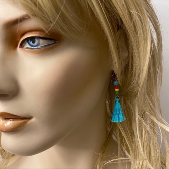 Anthropologie Turquoise Tassel Beaded Earrings red - Picture 1 of 3